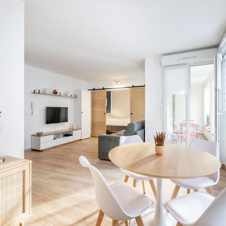 Home Sweet Home By Plaza Chessy  Bagian luar foto