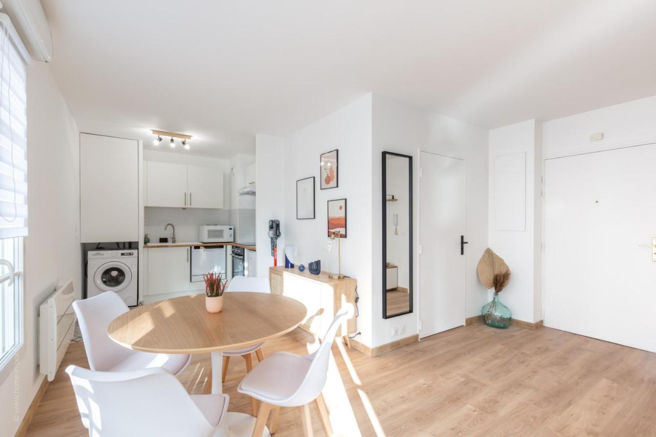 Home Sweet Home By Plaza Chessy  Bagian luar foto